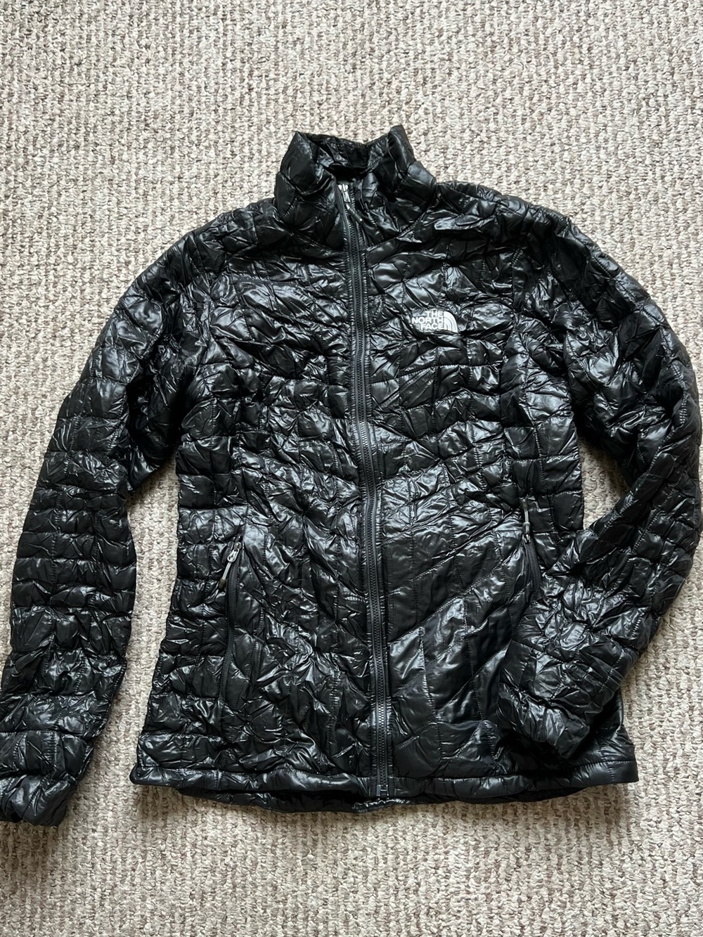 The North Face Women’s Black Lightweight Packable Puffer Jacket - Picture 1 of 4